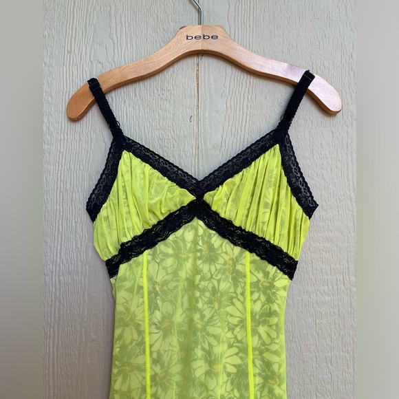 Urban outfitters yellow midi dress - Picture 3 of 7